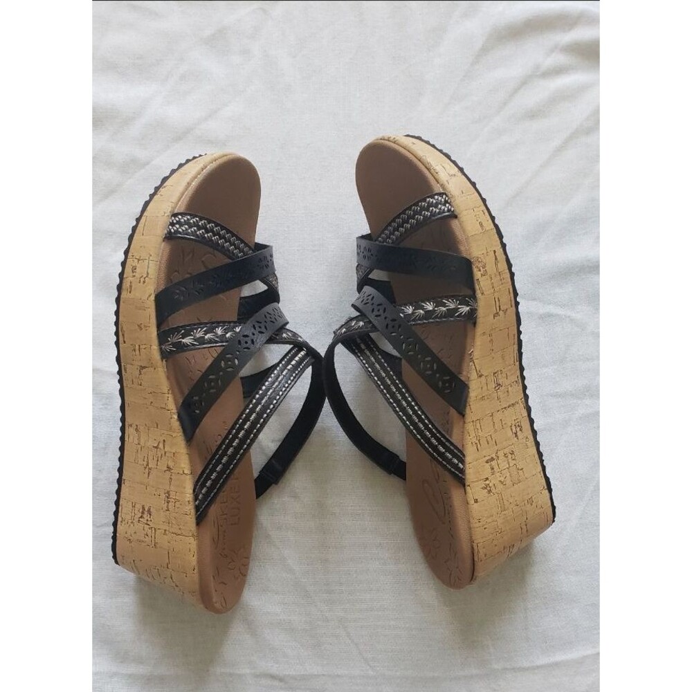 Skechers Beverlee Vegan Wedge Strappy Sandals Tiger Posse Black size 9.5